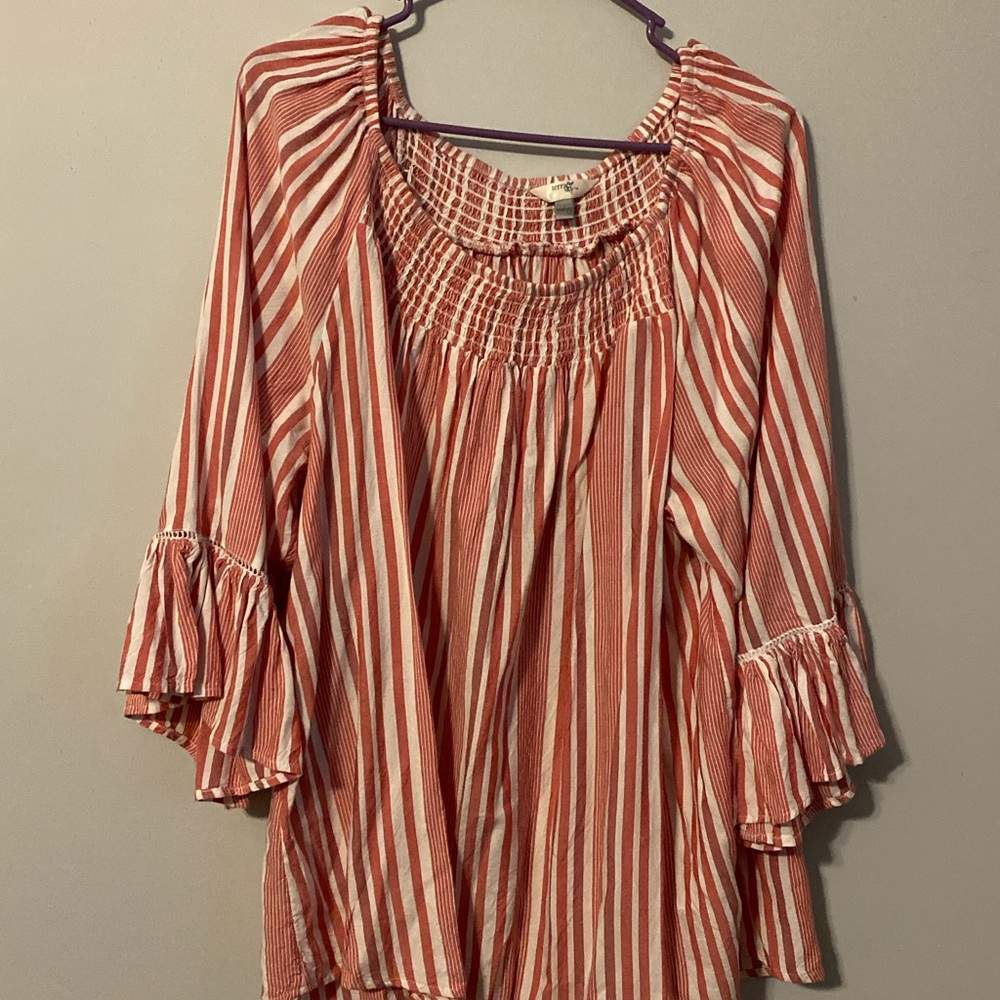 Ladies light weight top